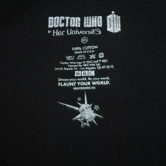 Doctor Who Sexy/TARDIS Tee - Picture 4 of 4